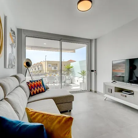 Modern New Terrazas De Costa Adeje. Heated Pool, Big Terrace And Private Parking Адехе