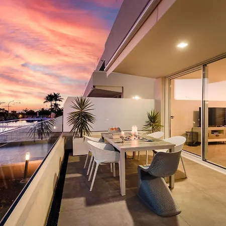 Modern New Terrazas De Costa Adeje. Heated Pool, Big Terrace And Private Parking Апартаменты *