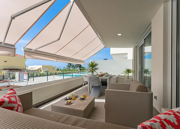 Апартаменты Modern New Terrazas De Costa Adeje. Heated Pool, Big Terrace And Private Parking Адехе