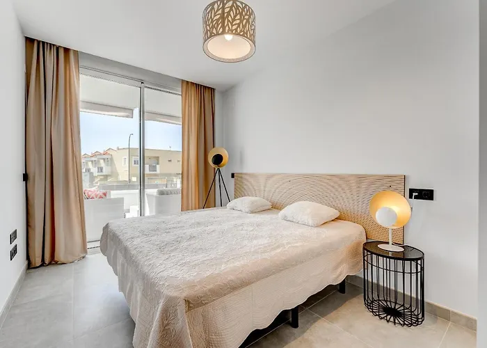 Апартаменты Modern New Terrazas De Costa Adeje. Heated Pool, Big Terrace And Private Parking