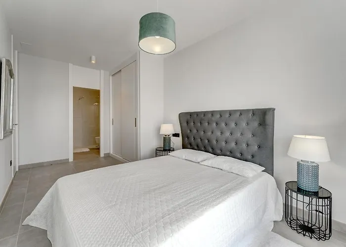 Апартаменты Modern New Terrazas De Costa Adeje. Heated Pool, Big Terrace And Private Parking Адехе