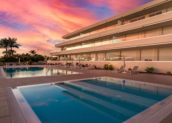 Апартаменты Modern New Terrazas De Costa Adeje. Heated Pool, Big Terrace And Private Parking