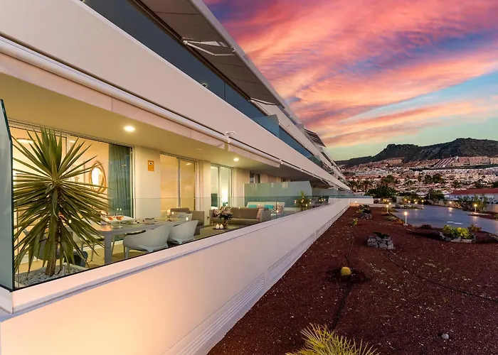 Modern New Terrazas De Costa Adeje. Heated Pool, Big Terrace And Private Parking Апартаменты Адехе