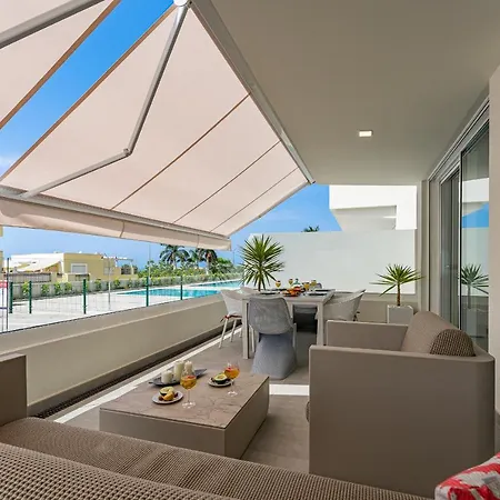 Апартаменты Modern New Terrazas De Costa Adeje. Heated Pool, Big Terrace And Private Parking Адехе